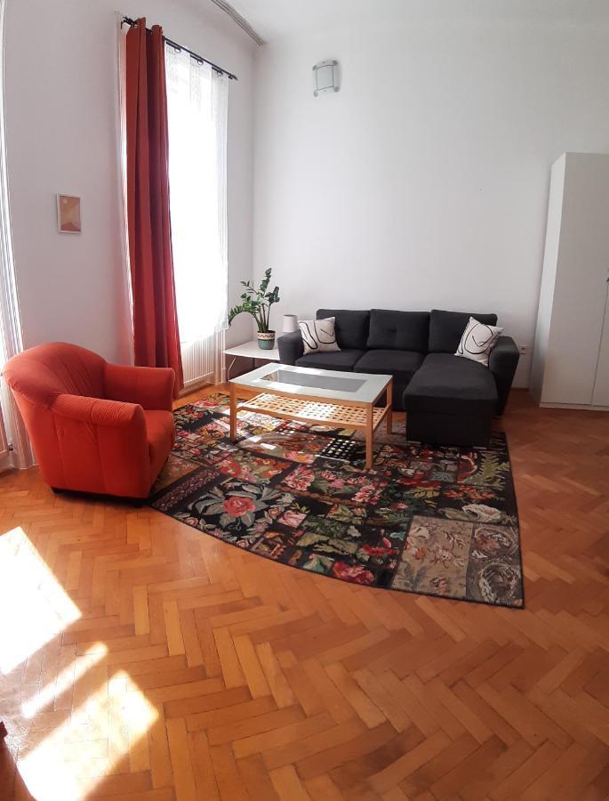 Citypark Classic Downtown Apartment บูดาเปสต์ ภายนอก รูปภาพ