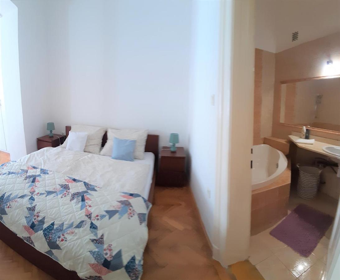 Citypark Classic Downtown Apartment บูดาเปสต์ ภายนอก รูปภาพ