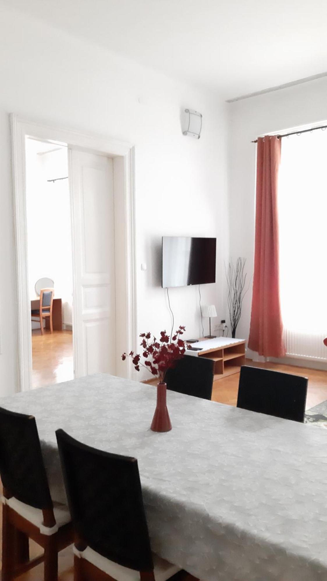 Citypark Classic Downtown Apartment บูดาเปสต์ ภายนอก รูปภาพ